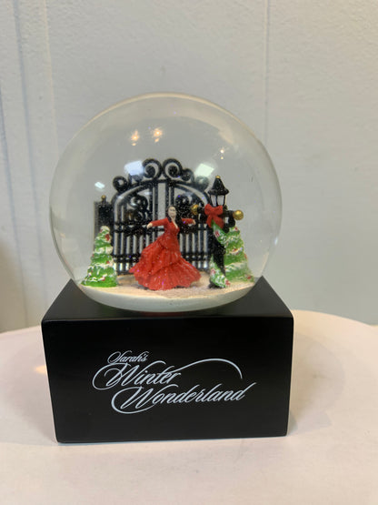 Winter Wonderland Snowglobe