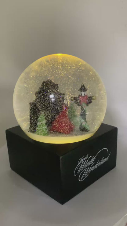 Winter Wonderland Snowglobe